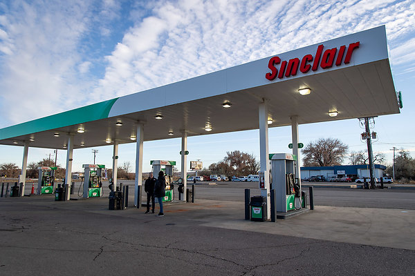SINCLAIR GAS STATION GREEN RIVER UT-18