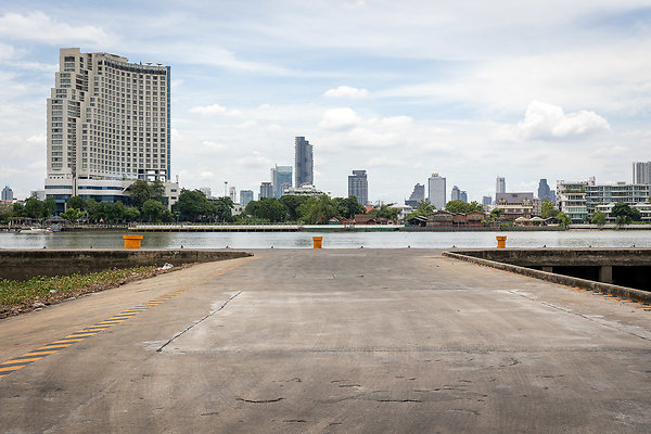 RATCHABURANA PORT-3924