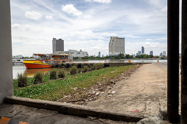 RATCHABURANA PORT-3922