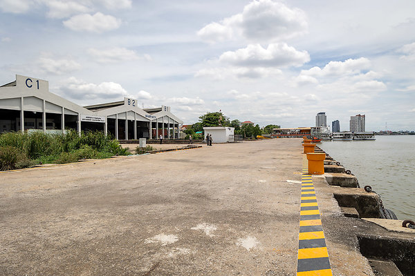 RATCHABURANA PORT-3906