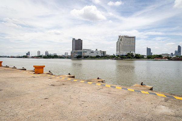 RATCHABURANA PORT-3910