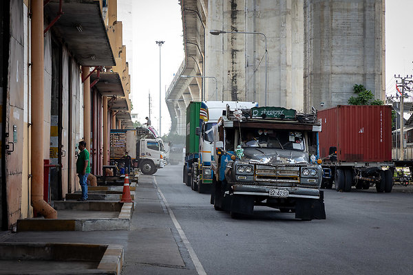 SUB SRI THAI PORT-3549