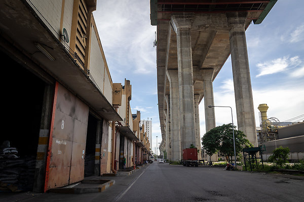 SUB SRI THAI PORT-3552