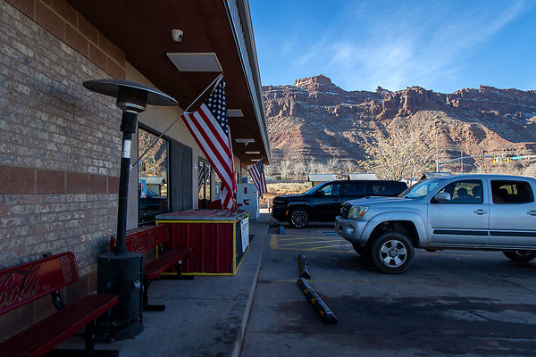 MOAB SHELL SPANISH TRAIL-9