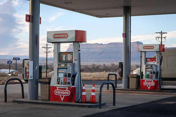 CONOCO GAS STATION GREEN RIVER UT-10