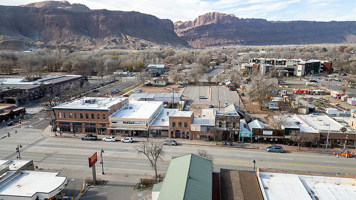 MAIN STREET MOAB DIRECTOR SCOUT DRONE-10