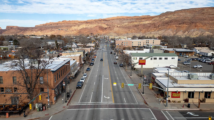 MAIN STREET MOAB DIRECTOR SCOUT DRONE-28