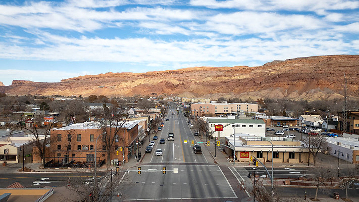 MAIN STREET MOAB DIRECTOR SCOUT DRONE-26