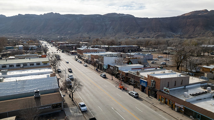 MAIN STREET MOAB DIRECTOR SCOUT DRONE-22