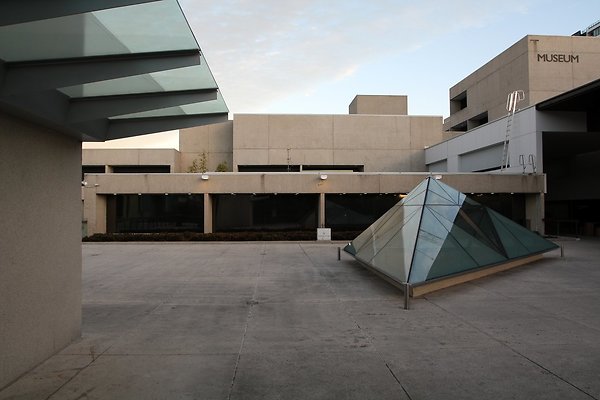 Art Galley &amp; Museum TB - 5