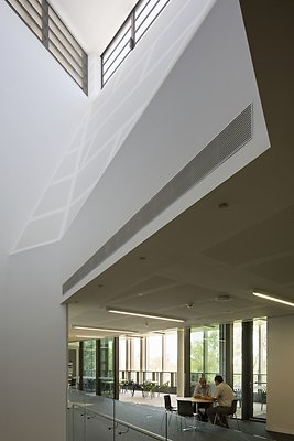 University of Queensland Center For Advanced Imaging - 6