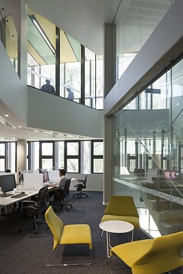 University of Queensland Center For Advanced Imaging - 8