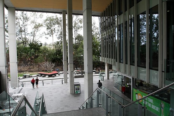 QUT TB - 18
