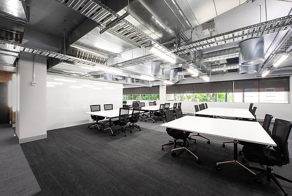 internal-gallery-2600-×-1734 4-Clear