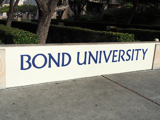 Bond Uni