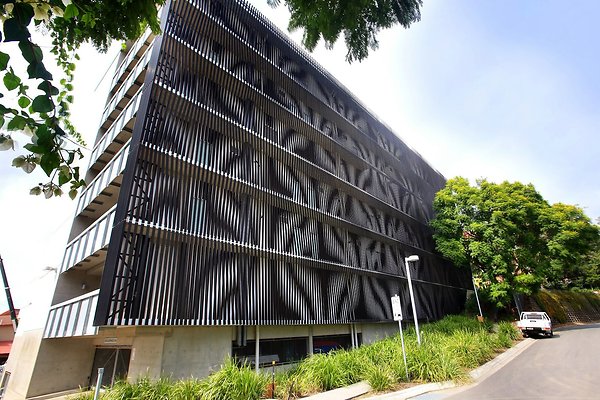 Brisbane Girls Grammar School Creative Learning Centre - 9