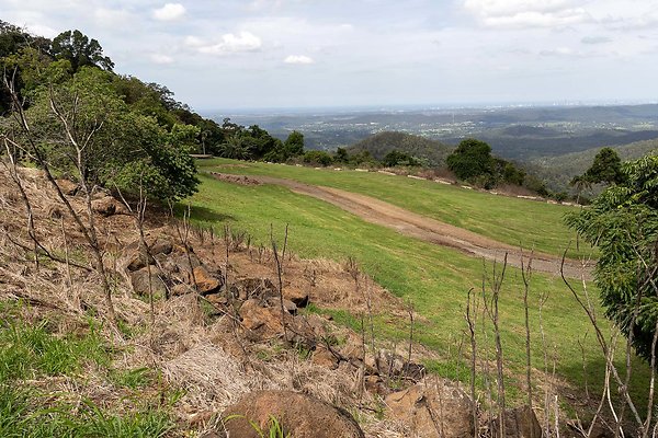 MT TAMBORINE PRIVATE OVERLOOK-23