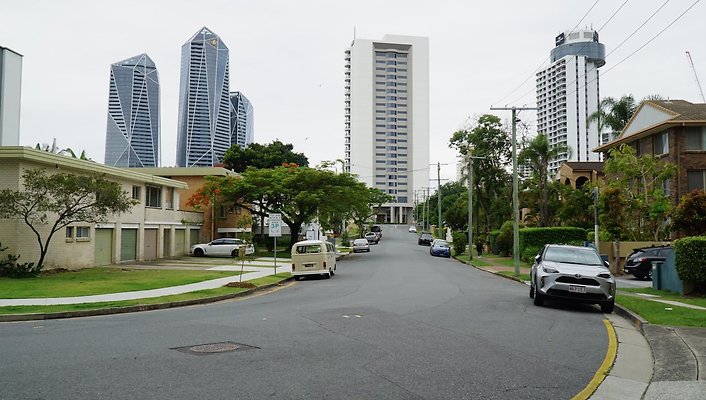 Cannes Ave8