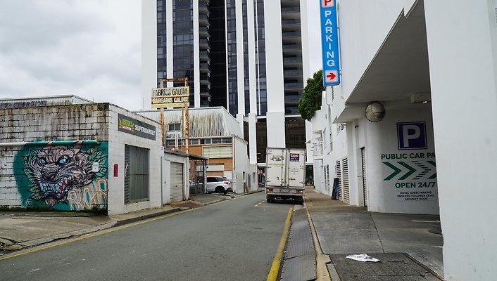 Main Palce, Broadbeach21