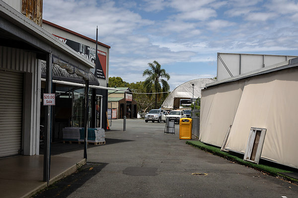 CARRARA MARKETS-28