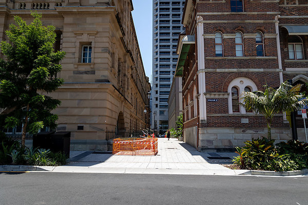 WILLIAMS ST @ ELIZABETH ST-7
