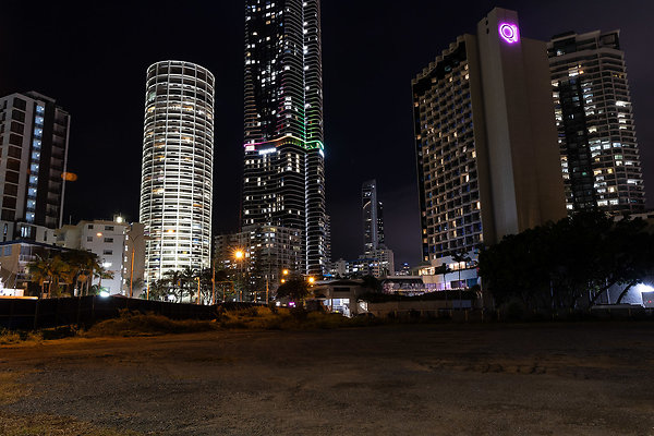 OCEAN AV @ SURFER&apos;S PARADISE-9