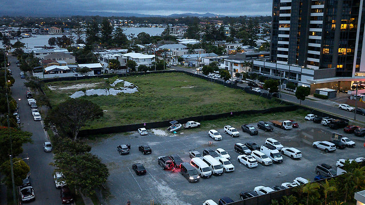 LA PELAGO NIGHT DRONE-22