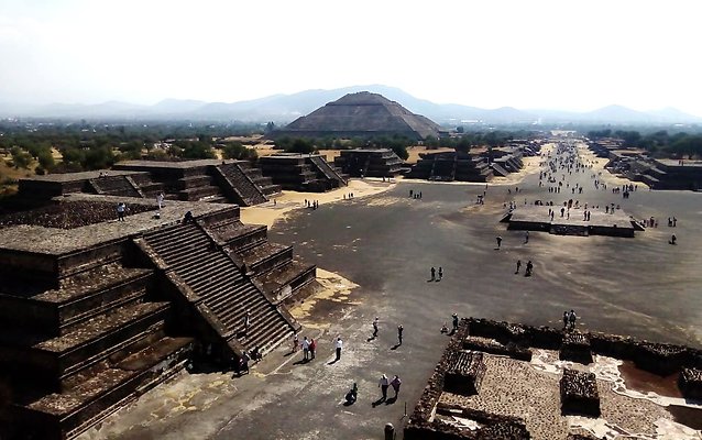 teotihuacan-pyramids