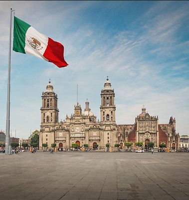 Zocalo Constitution Square 01