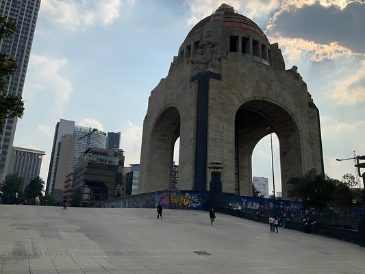 Monumento Revolucion Ground - 54