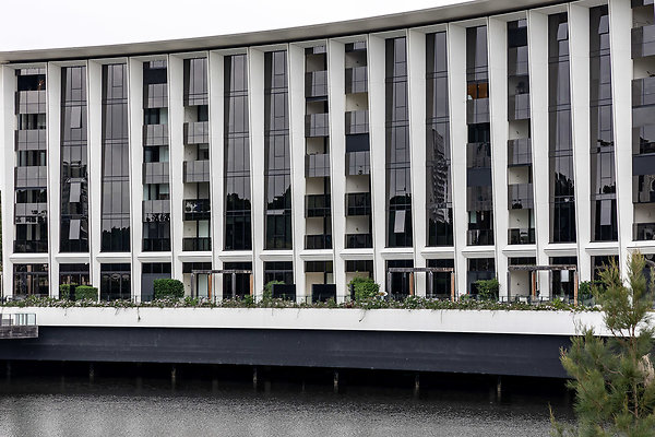 MARINA CONCOURSE-5