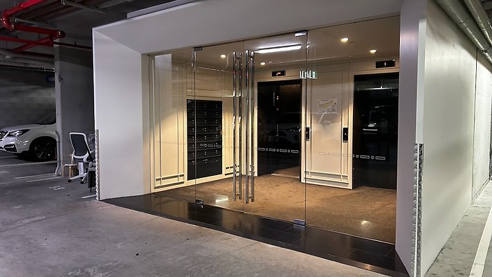 Marina Residences Carpark9