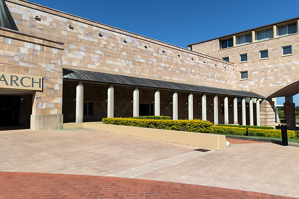 BOND UNIVERSITY ARCHITECTURAL BUILDING - Gold Coast