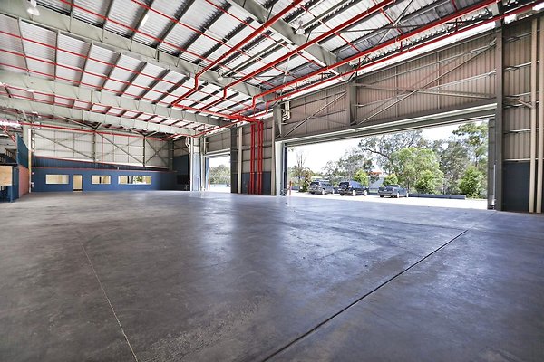 WAREHOUSE - 43 Days Rd, Upper Coomera