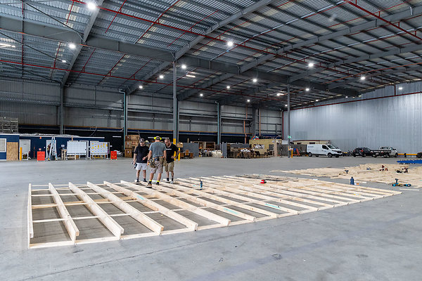 WAREHOUSE 8 DISTRIBUTION AVE MOLENDINAR