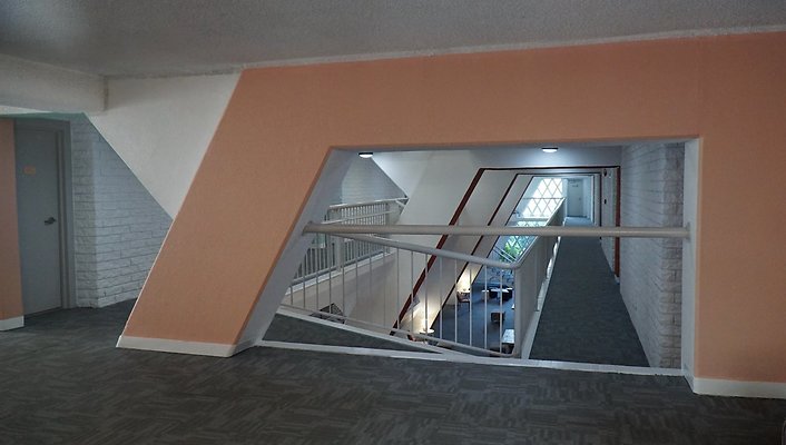 55 Eden Ave11