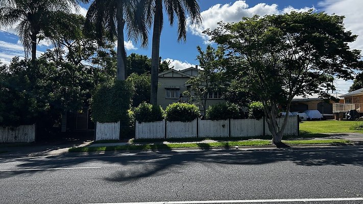 23 York St36