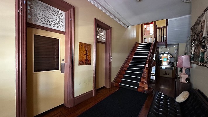 South Brisbane Pub26