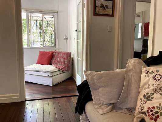 New Farm Air B &amp; B Flat - 2