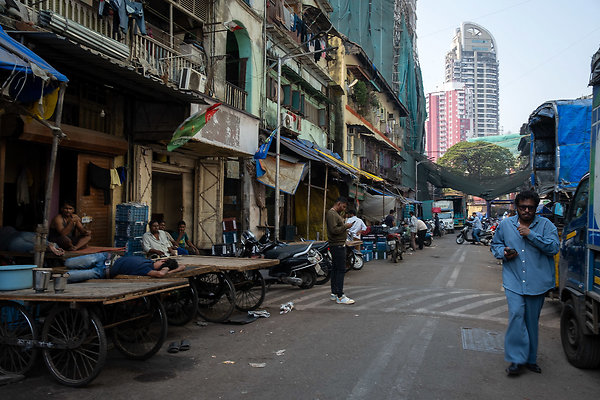 MUMBAI DIRECTOR SCOUT DAY 2-80 MUMBAI DIRECTOR SCOUT DAY 2-80