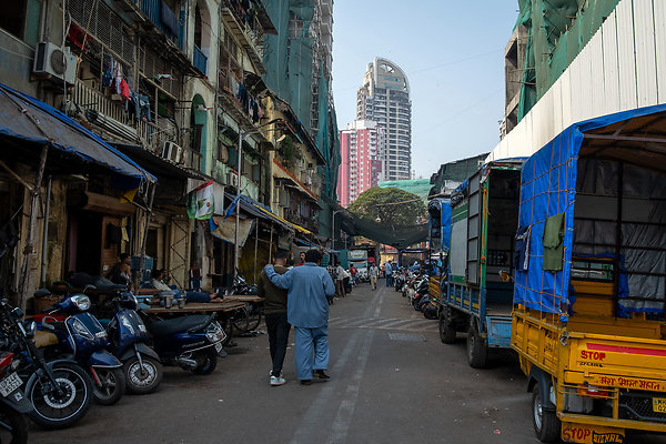MUMBAI DIRECTOR SCOUT DAY 2-79 MUMBAI DIRECTOR SCOUT DAY 2-79